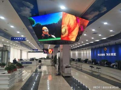 新奇特的喇叭屏、漏斗屏、圓錐屏等是創意LED圓柱屏的升級產品。